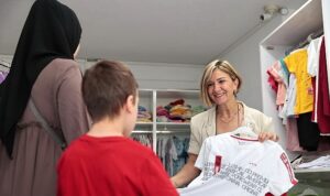 Bayramda dayanışmanın adresi: Giysi Market