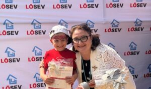 Canım Kardeşim Ders Evi Mezunları’nın Karne Heyecanı