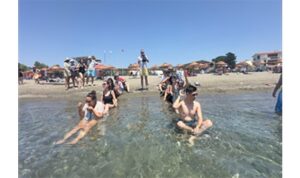 Gençlerle eğlence bu yaz da su gibi akacak