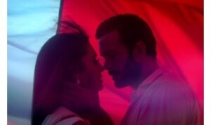 Hande Erçel ve Barış Arduç’un Başrollerinde Yer Aldığı Disney+’ın ‘Aşkı Hatırla’ Dizisinden Yeni Tanıtım Yayınlandı!