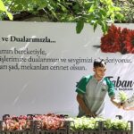 İnegöl Belediyesi Mezarlıklarda 9 Bin Adet Çiçek Dağıttı