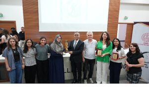 “İzmir Girişimcilik ve İnovasyon Projesi Ödül ve Sertifika Töreni” Genç Girişimcilerin Coşkusuyla Gerçekleştirildi