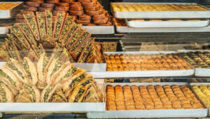 Kurban Bayramı’nda tatlı tüketimine dikkat: Uzmandan sağlıklı öneriler