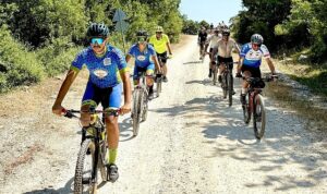 Mysia Yolları’nda bisiklet ve kamp keyfi