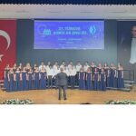 Nilüfer Gençlik Korosu başkentten ödülle döndü