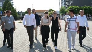 Özgür Özel, Ferdi Zeyrek'in kızını YKS'de yalnız bırakmadı