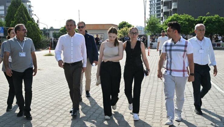 Özgür Özel, Ferdi Zeyrek'in kızını YKS'de yalnız bırakmadı
