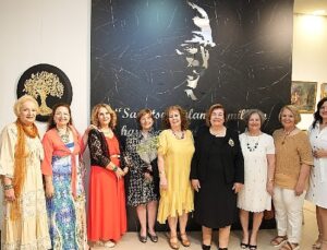 ‘Sanatın Işığında’ 9 Cumhuriyet Kadını Ressamdan Anlamlı Sergi