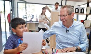 Ayvalık’ta Çocuklar Karikatür Atölyesi’ne büyük bir ilgi gösterdi