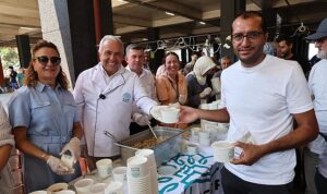 Başkan Şadi Özdemir, Fethiye Mahallesi’nde vatandaşlarla buluştu