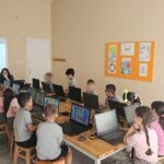 Egeli İletişimcilerden minik kalplere büyük dokunuşlar yapan sosyal sorumluluk projesi