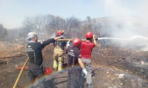 Kadıköy’den Yola Çıkan İkinci Ekipler Yangın Bölgesine Ulaştı