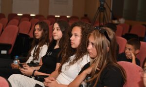 Kardeş iki şehir arasında öğrenci değişim programı