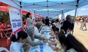 Sahilde şenlik, denizde yarış