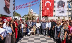 30 Ağustos Zafer Bayramı Kutlamaları Çelenk Sunumu ile Başladı