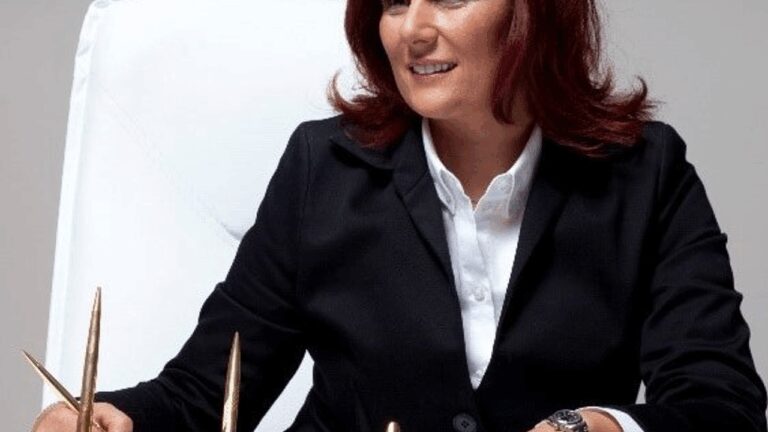 Aydın Büyükşehir Belediye Başkanı Özlem Çerçioğlu, CHP’den istifa etti