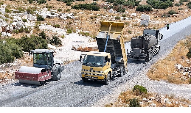 Başkan Çerçioğlu kırsal mahallelerde yol yenileme çalışmalarını sürdürüyor