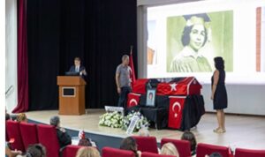 Başkan Tugay’dan hocası Emel Tümbay’a duygusal veda