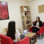 Bayraklı’da kadın ve çocuklara ücretsiz hukuki destek