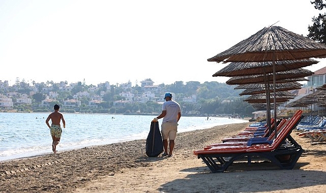 Çeşme Belediyesinden 19 plajda 7/24 temizlik