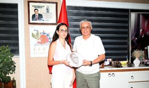 Derece yapan öğrenciden Başkan Topaloğlu’na teşekkür ziyaret