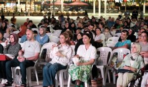 “Gülen Gözler” Milli İrade Meydanı’nda keyif verdi