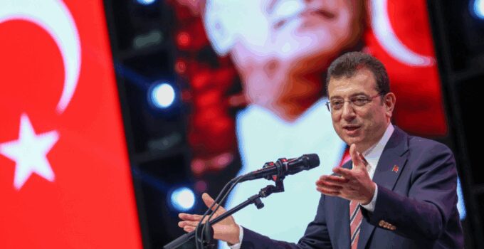 İmamoğlu: Resmen adaylığım engellenirse, demokratik muhalefet yine birleşmelidir
