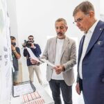 İzmir’in geleceğini anlatan sergi ‘İz’in Peşinde Şehrin İçinde’ açıldı