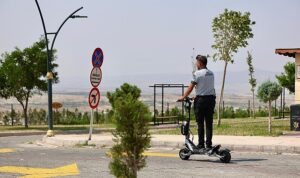 Kahveci Dağı’nda Scooterli Güvenlik Görevlileri