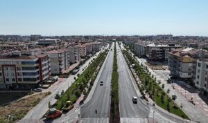 Konya Büyükşehir Ahmet Yesevi Caddesi ve Sakarya Kavşağı’nda Yol Kalitesini Yükseltti