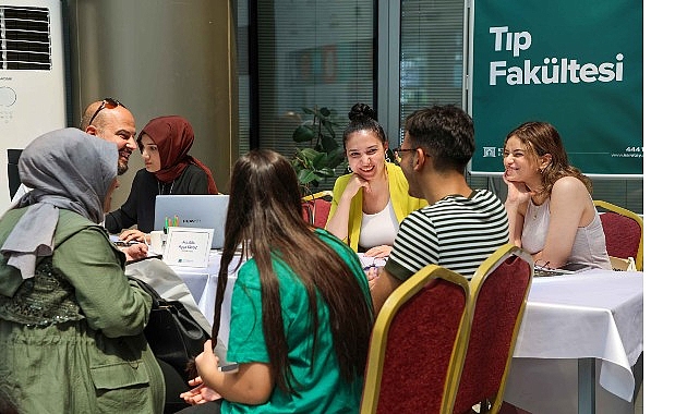 KTO Karatay Üniversitesi’nde tercih ve tanıtım günleri tüm hızıyla devam ediyor