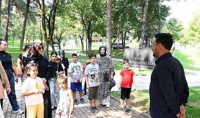 Minik arkeologlar müzeleri keşfediyor