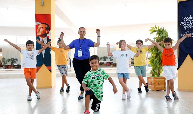 Yaz kurslarında halk oyunları coşkusu Başkan Çerçioğlu’ndan çocukların gelişimine tam destek