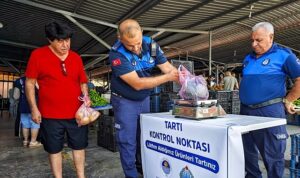 Yenişehir Belediyesi semt pazarlarında denetimlerini sürdürüyor