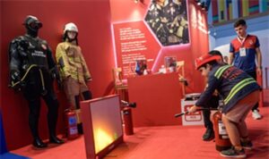 Alevler sanal, heyecan gerçek