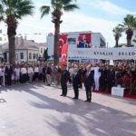 Ayvalık’ın düşman işgalinden kurtuluşunun 103. yılı, Cumhuriyet Meydanı’nda düzenlenen etkinliklerle coşkuyla kutlandı.