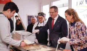 Ayvalık’ta Öğrenci Kent Lokantası 15 Eylül Pazartesi Günü Hizmet Vermeye Başlıyor…