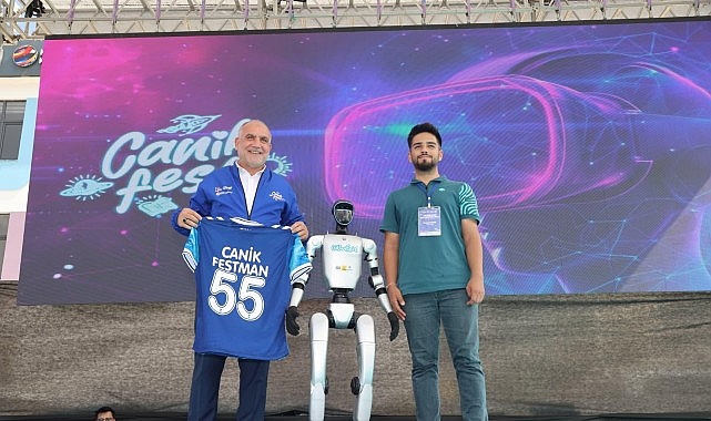 CANİKFESTMAN’a Fahri Vatandaşlık