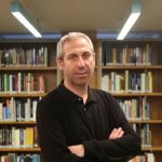 Çocuğa gösterilen aşırı özen, okula uyumu zorlaştırıyor!