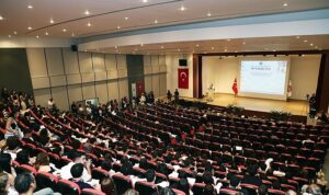 Dokuz Eylül Üniversitesi Tıp Fakültesi, 2025-2026 Akademik Yılı açılışı ve Beyaz Önlük Giyme Töreni