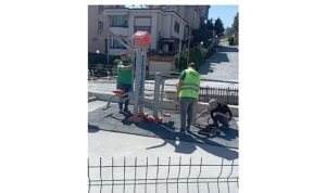 Edremit’te Parklar Yenileniyor