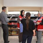 İhtiyaç sahibi öğrencilere kırtasiye yardımı