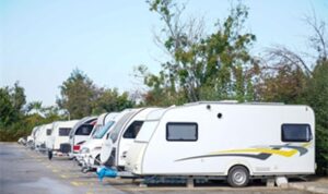 Karavancıların tercihi İnciraltı Karavan Parkı