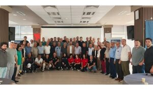 Kocaeli’de muhtarlara üç boyutlu eğitim