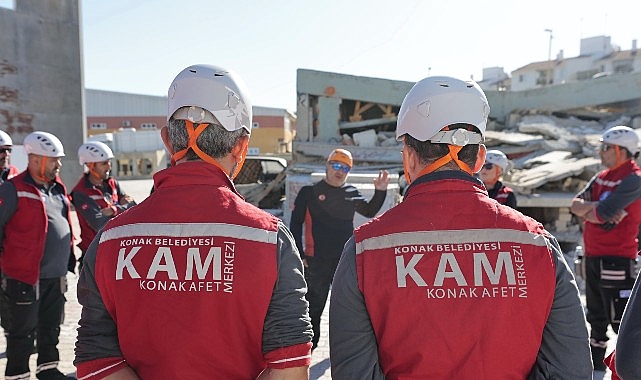 ​Konak’ın hayat kurtaracak timi sahaya indi