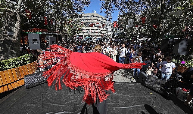 Kuğulu Park’ta Jinekolojik kanserlere yönelik farkındalık