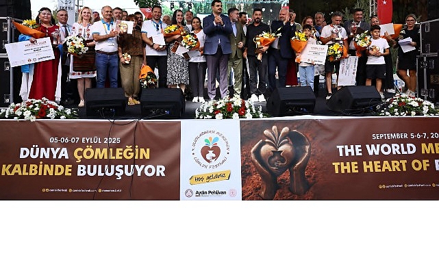 Menemen Belediyesi Uluslarası Çömlek Festivali’ne muhteşem final