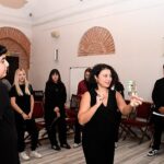 Osmangazi Belediyesi okutarak öğretiyor