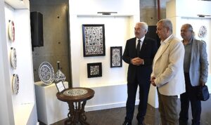 Osmangazi’de “Emeklilikten Bugüne Çini Sergisi” açıldı