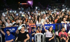 Salihli’de Aslı Güngör’den Unutulmaz Konser